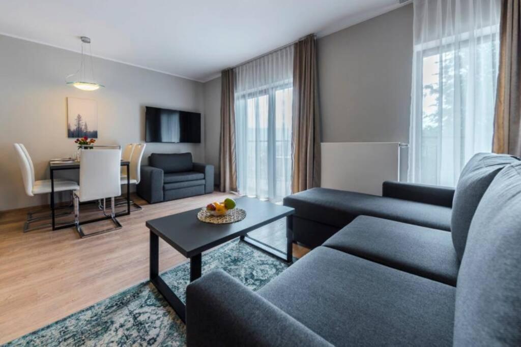 Apartament Z Widokiem Na Gory シクラルスカ・ポレンバ エクステリア 写真